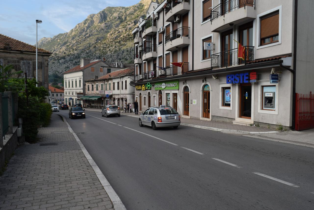 Apartment Monika Kotor Zewnętrze zdjęcie